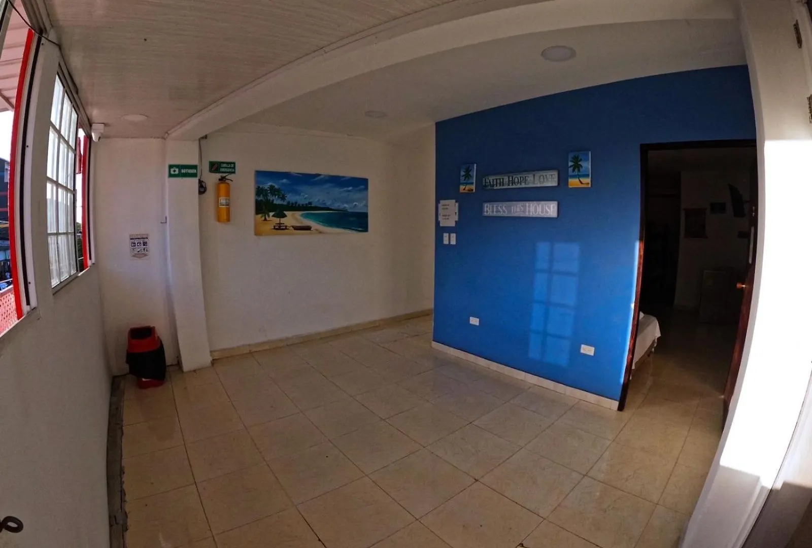 Inn Sukha Tu Hogar En Sai Hotel San Andres
